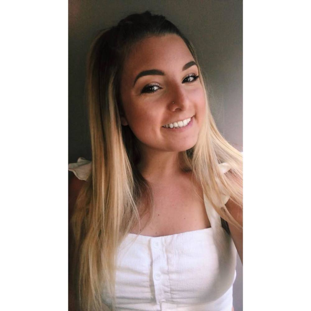 Meet your Posher, Ashley